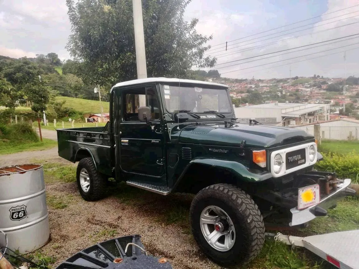 Toyota Land Cruiser HJ47 1981