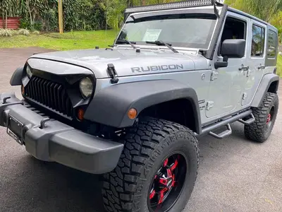 Jeep Wrangler SAHARA 2010