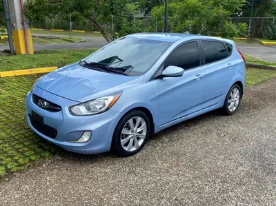 2012 Hyundai Accent SE