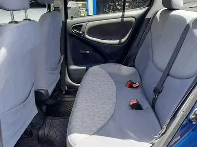 Toyota Echo Americano 2003
