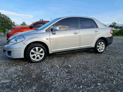 Nissan Tiida 2011