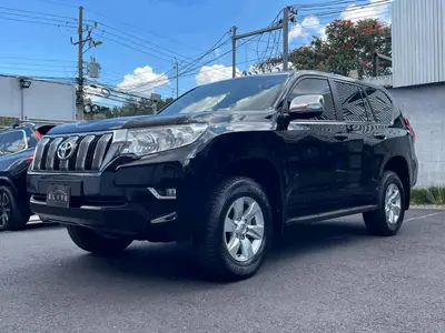 Toyota Land Cruiser Prado TXL 2022