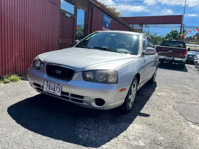 Hyundai Elantra 2001