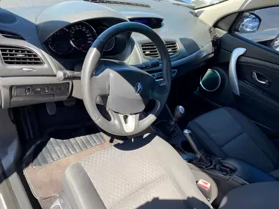 Renault Fluence 2012