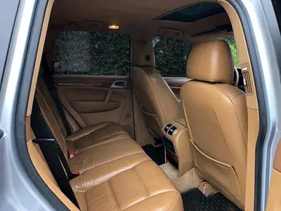 2004 Porsche Cayenne S