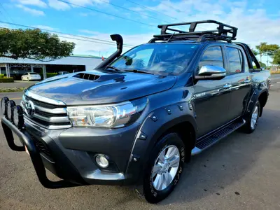 2016 Toyota Hilux SRV