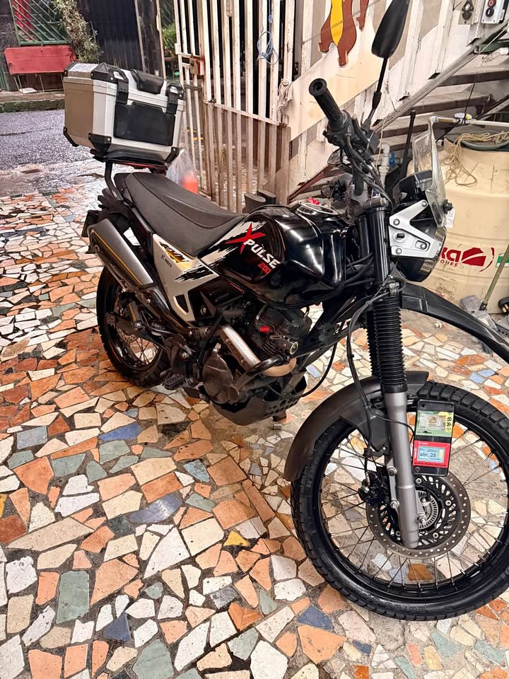 Xpulse 200